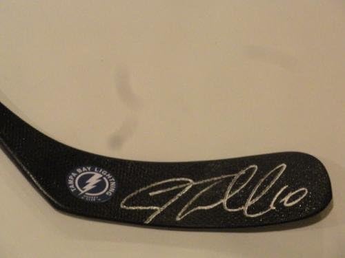 JT Miller assinou o Koho Hockey Stick Tampa Bay Lightning autografado J.T. Prova - palitos de NHL autografados