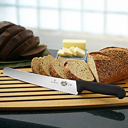 Victorinox Swiss Exército 10-1/4 Faca de pão serrilhada com alça de fibrox e faca de paring clássica suíça de 3,25 polegadas com borda reta, ponto de lança, preto, 3,25