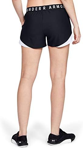 Under Armour feminino brincar com 3,0 shorts