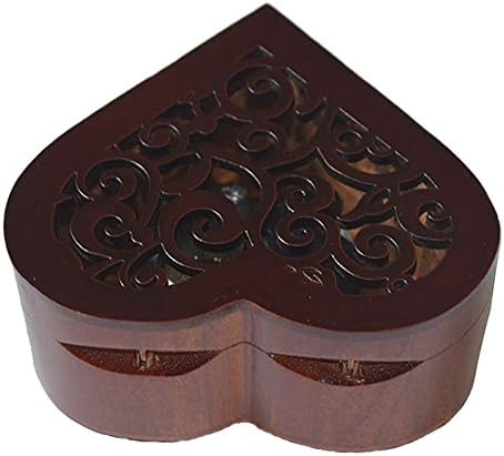 Caixa musical de corda de madeira gravada antiga, caixa musical de memória, com movimento de plataforma de prata, em forma de coração em forma de coração