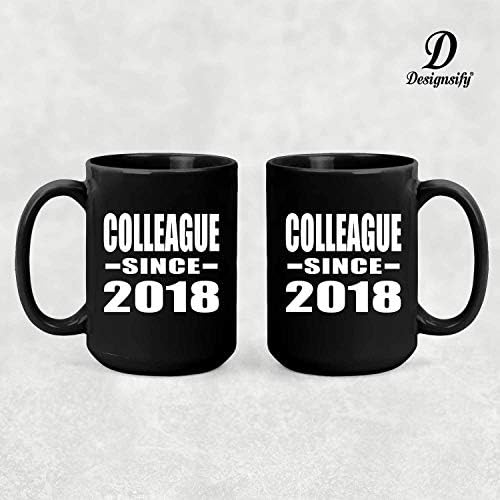 Designsify colega desde 2018, 15oz de caneca preta de café com xícara de chá com alça, presentes para aniversário de