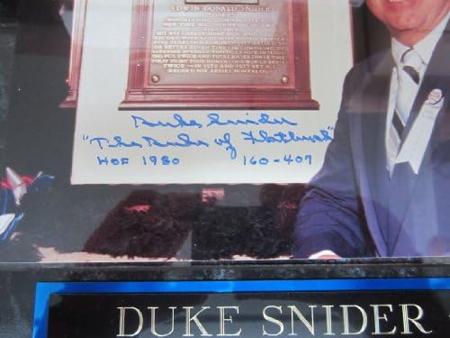 Duke Snider Brooklyn Dodgers autografou 8x10 placa montada e inscrita profissionalmente
