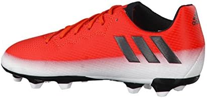 Botas de futebol terrestre da Adidas Boy