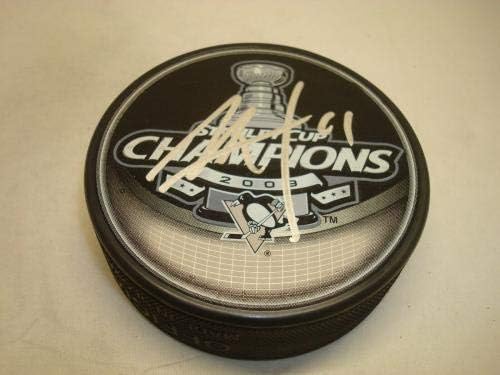 Jordan Staal assinou o Penguins Stanley Cup Champs Hockey Puck Auto. PSA/DNA COA 1A - Pucks NHL autografados