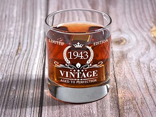Presentes de aniversário de 80 anos para homens, Vintage 1943 Whisky Glass and Stones Gift Greet of 2, Funny 80 Birthday Presente para pai marido irmão, 80 anos de presente idéias para ele, decorações de aniversário de 80 anos
