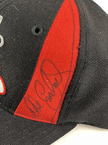 Dale Earnhardt assinou a touca de chapéu de beisebol do Autograph Vintage - The Intimidator, NASCAR Legend, vencedor