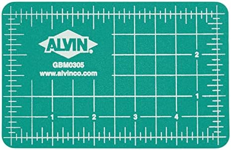 Alvin Cutting Tapete Profissional Autocução 3,5 X5.5 Modelo GBM0305 Verde/preto lados duplo-lados e rotativo Placa de corte para artesanato, costura, tecido-3,5 x 5,5 polegadas