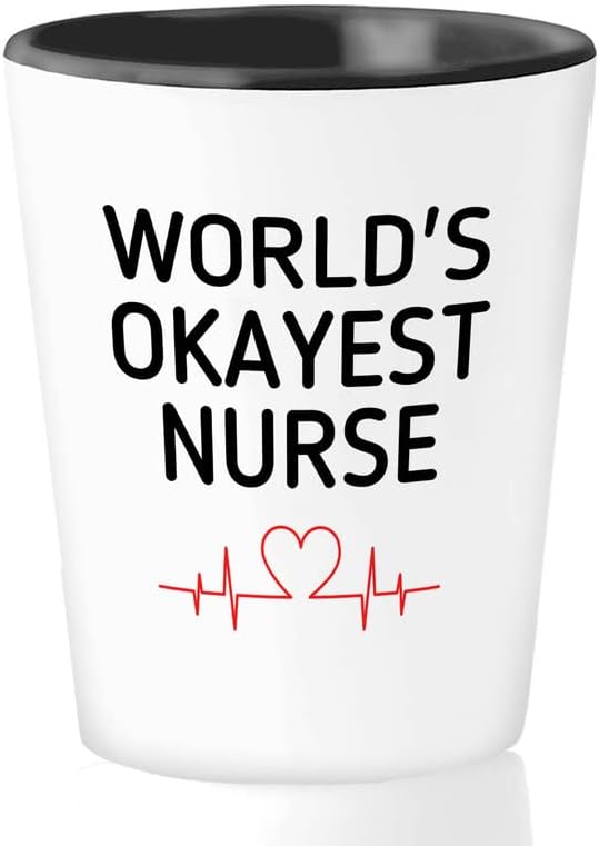 Bubble abraços enfermeira tiro de tiro 1.5oz - enfermeira mais ok do mundo - citações engraçadas de enfermeiro paramédico rn lpn cna presente para graduação de aniversário