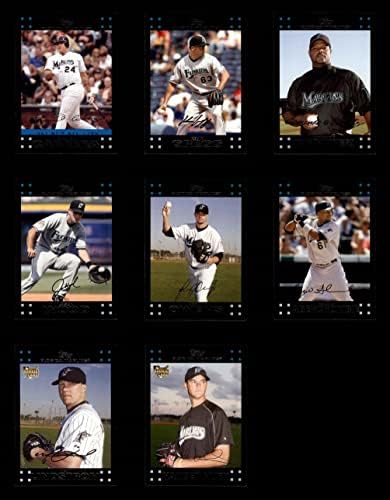 2007 Topps Update Florida Marlins Quase Complete Team Set Florida Marlins NM/MT Marlins