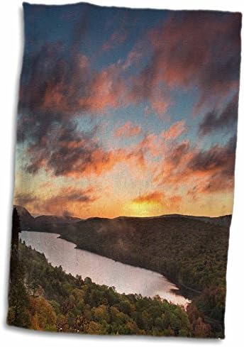 3drose nascer do sol, lago das nuvens em Porcupine Mountains SP, Michigan, EUA - Toalhas