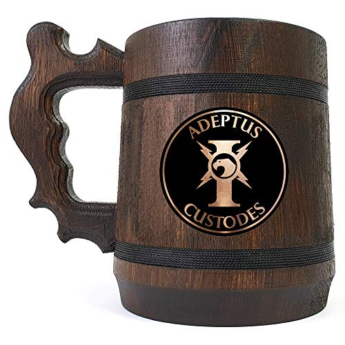 Adeptus Custodes Caneca de cerveja de madeira, Warhammer 40k Graved Beer Stein, Presente de cerveja personalizada para jogador, tanque de madeira artesanal