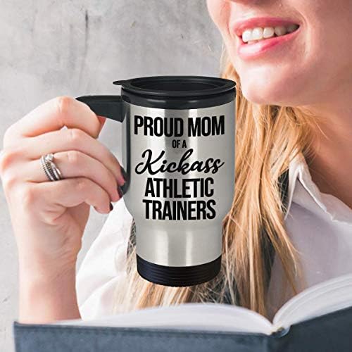 Funny Profession Travel Caneca - Mãe orgulhosa de um Kickass Athletic Trainers - Ocupação e caneca inspiradora para homens Mulheres pai mãe mãe