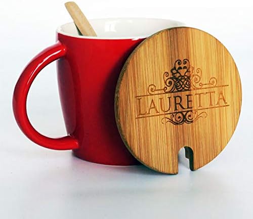 Aguarde canecas personalizadas de xícara de café em cerâmica preta com tampa de bambu gravada e colher de madeira 14