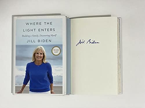 Primeira -dama Dra. Jill Biden assinou o autógrafo onde a luz entra B - esposa de Joe Biden, Segunda Dama dos Estados Unidos