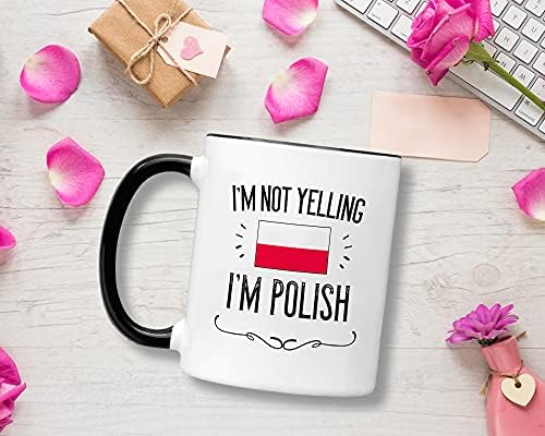 Canecas Casitika Polônia. Não gritando, sou uma caneca de café com cerâmica polonesa de 11 onças. Idéia atual para o orgulho polonês com a bandeira do país.