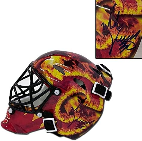 Mike Vernon assinou o Calgary Flames Mini Goalie Mask - capacetes e máscaras autografadas da NHL