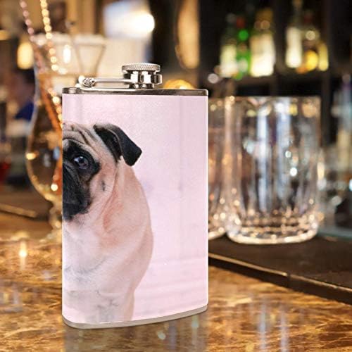 Balão de quadril para bebidas inoxidáveis ​​à prova de vazamento de aço inoxidável com funil 7,7 oz de couro, ótima ideia de presente de presente - Funny Funny fofo Pug Dog