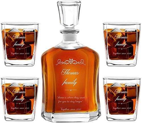 MAVERTON Whisky Carafe + 4 copos com gravura - 23 fl oz. Decanter de espíritos clássicos para casais - Conjunto de uísque elegante - para casamento - copos personalizados para pais - flores