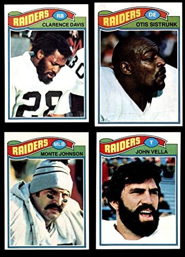 1977 Topps Oakland Raiders Team Set Oakland Raiders NM Raiders