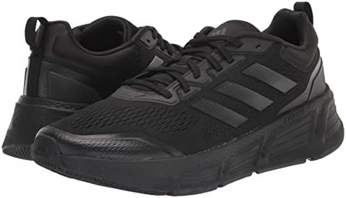 Tênis de corrida de Questar para homens da Adidas, Core Black/Carbon/Gray, 10.5