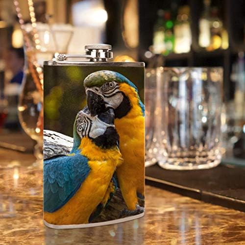 Balão de quadril para bebidas inoxidáveis ​​à prova de vazamento de aço inoxidável com funil 7.7 oz de couro grande ideia de presente de presente - papagaios pássaros amor casal