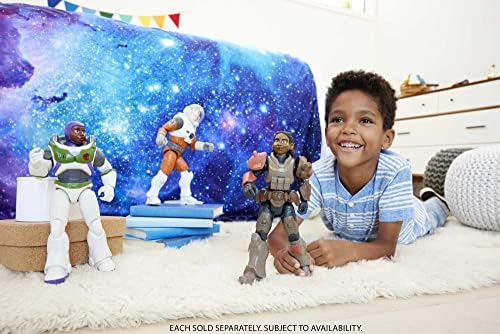 Mattel LightYear Toys 12-in Action Figura com acessórios, Izzy Hawthorne Jr Zap Patrol com 14 juntas posíveis