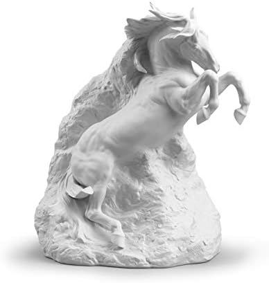 Escultura de cavalo espiritual inquebrável e inquebrável. Cavalo de porcelana.